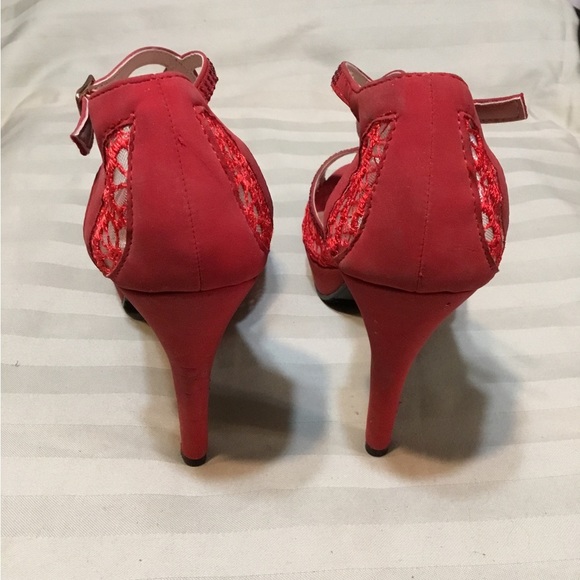 Top Moda Red Lace Platform Heels Rhinestone Embellishments - Picture 3 of 13